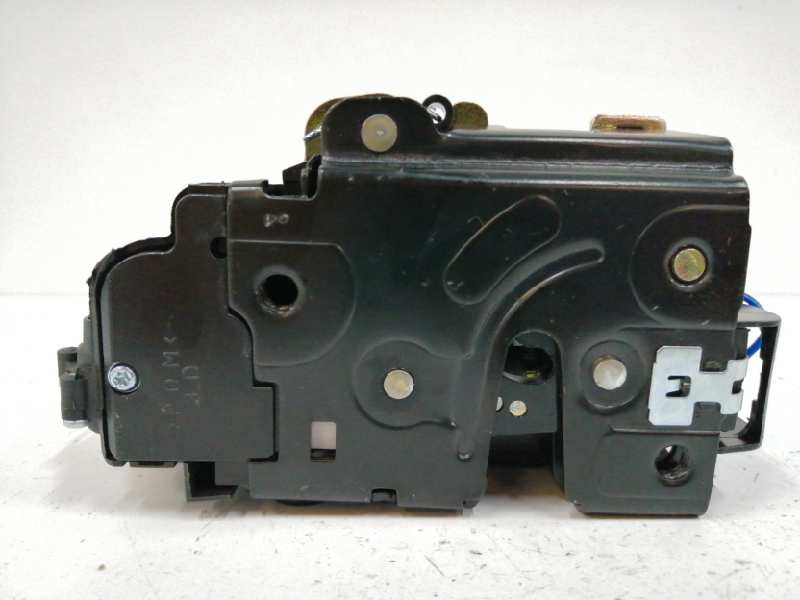 Recambio de cerradura puerta trasera derecha para volkswagen polo (9n3) advance referencia OEM IAM 3B4839016AG  