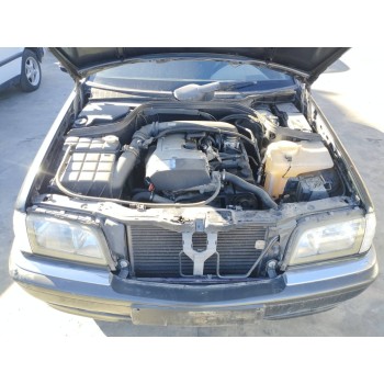 mercedes-benz clase c (w202) berlina del año 2000