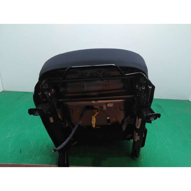 ASIENTO DELANTERO DERECHO