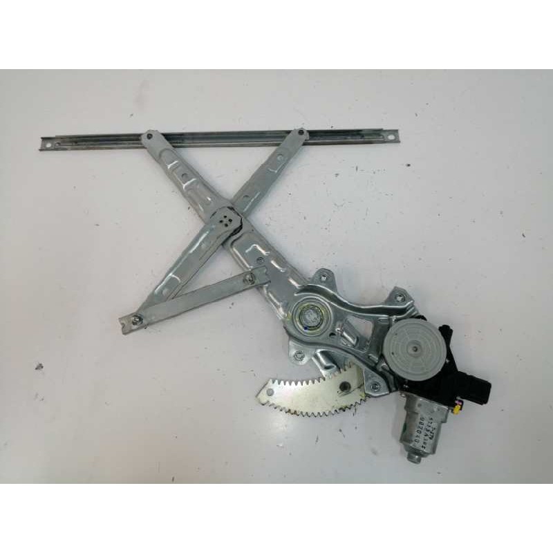 Recambio de elevalunas delantero derecho para mitsubishi space star (a00) 1.2 referencia OEM IAM 5713A382  