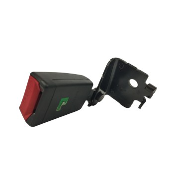 Recambio de enganche cinturon derecho para hyundai i40 1.7 crdi cat referencia OEM IAM  TRASERO 