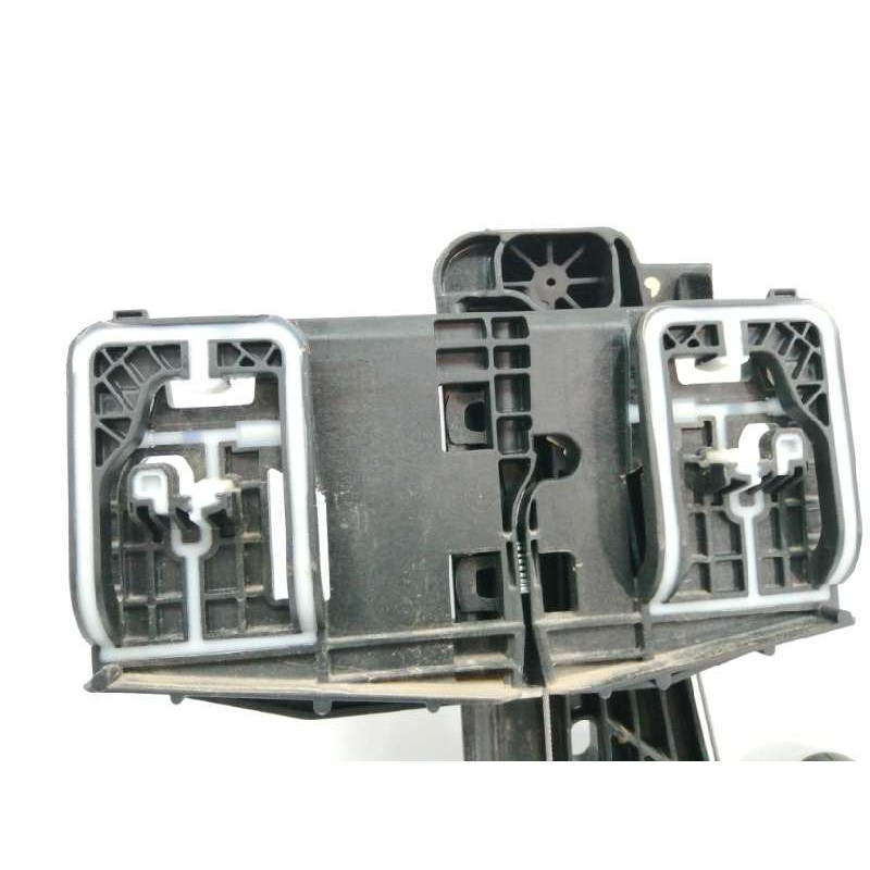 ELEVALUNAS TRASERO DERECHO 9829045280