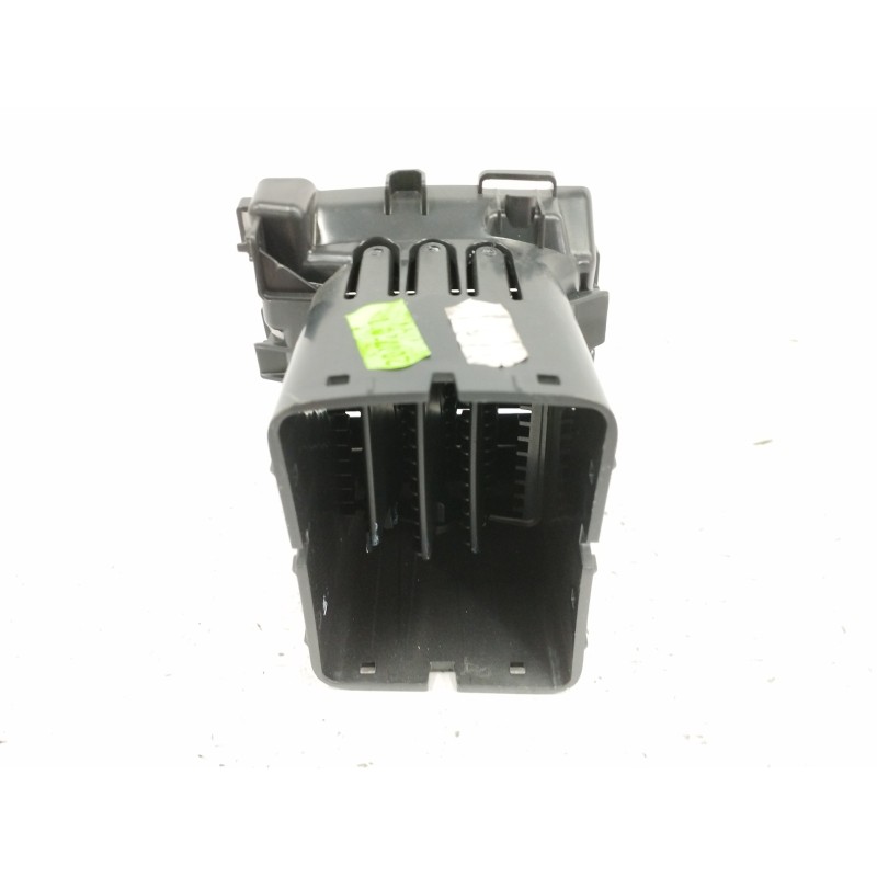 REJILLA AIREADORA CENTRAL DERECHA