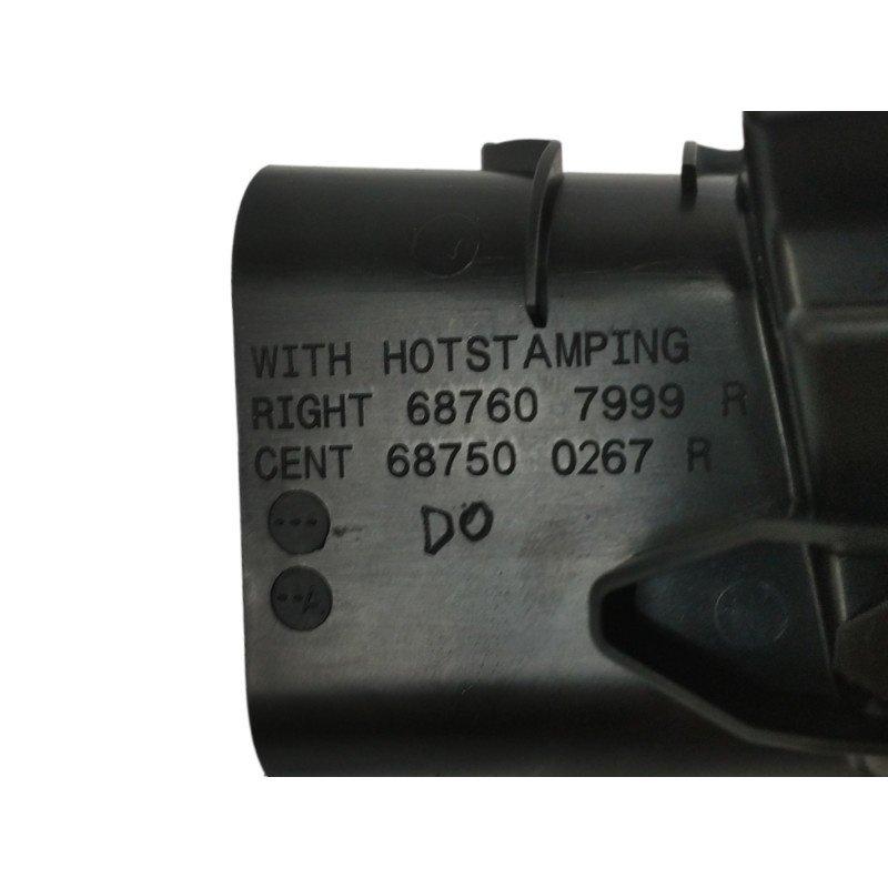 REJILLA AIREADORA LADO DERECHO