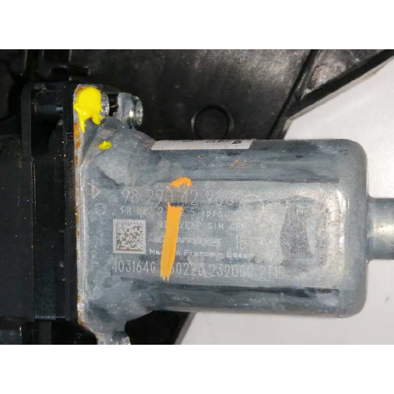 ELEVALUNAS DELANTERO DERECHO 9829042980