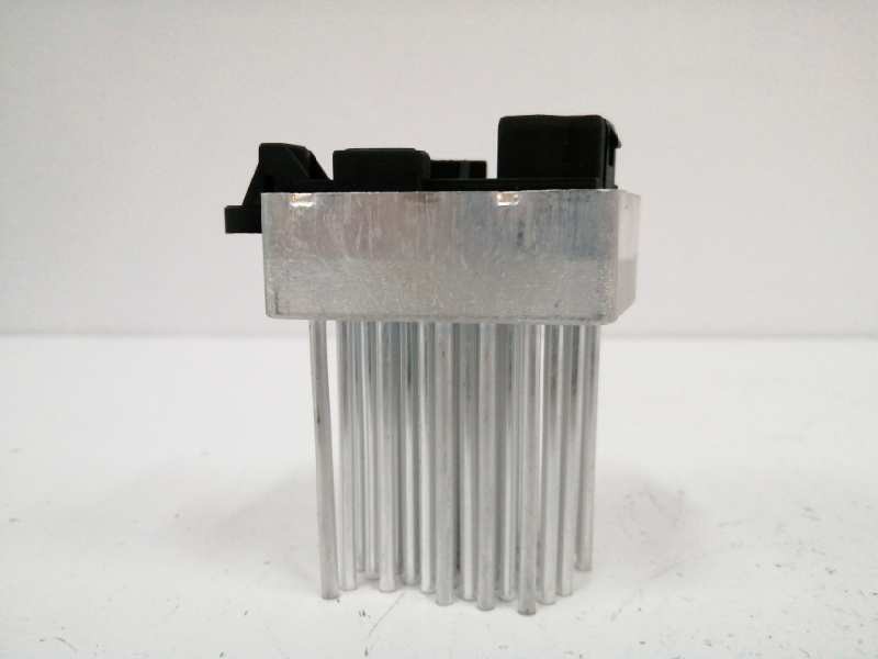 Recambio de resistencia calefaccion para bmw serie 3 berlina (e46) 320d referencia OEM IAM 64116920365  
