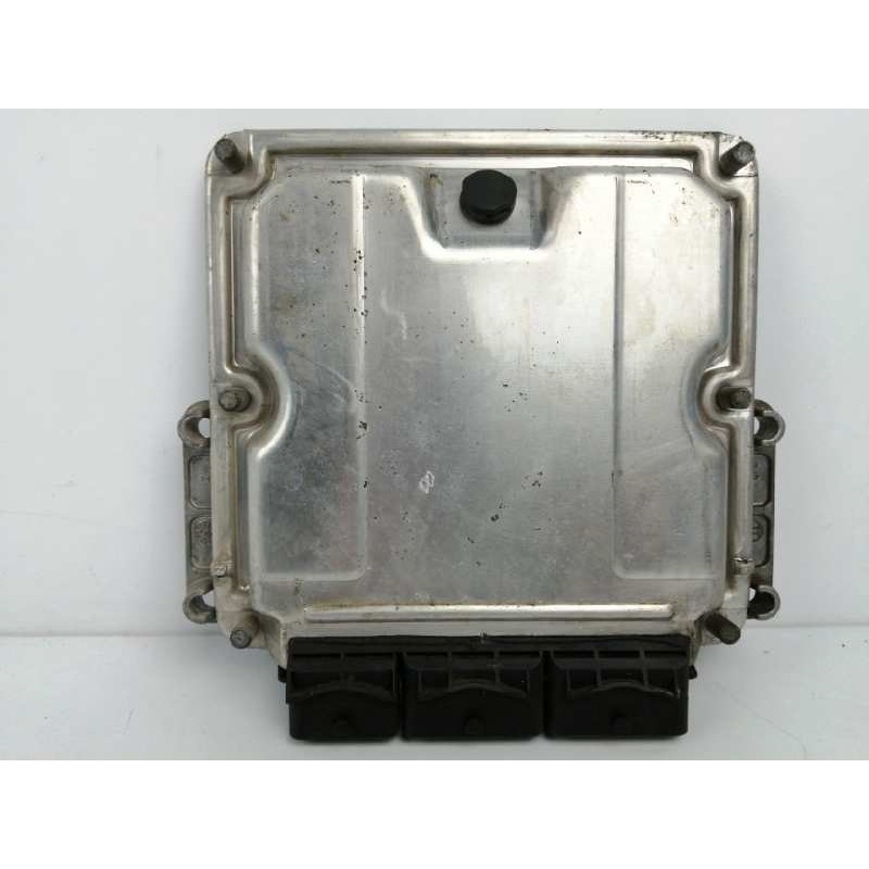 Recambio de centralita motor uce para opel movano 2.5 dti cat (g9u-a720 / lj9) referencia OEM IAM HOM8200091432 8200280659 02810