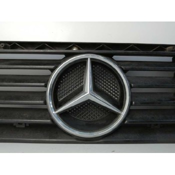 Recambio de rejilla delantera para mercedes-benz mb 100 d caja cerrada / combi 2.4 diesel referencia OEM IAM 6317510218  