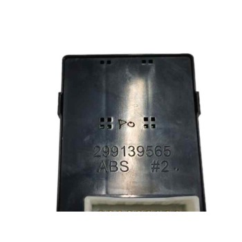 Recambio de mando elevalunas delantero izquierdo para ssangyong tivoli 1.5 g15dtf referencia OEM IAM 299139565  