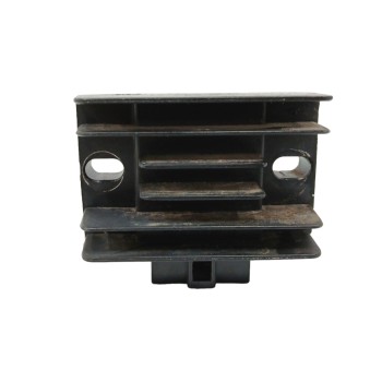 Recambio de regulador de corriente para benelli bn 125 bn 125 referencia OEM IAM 299064010000  