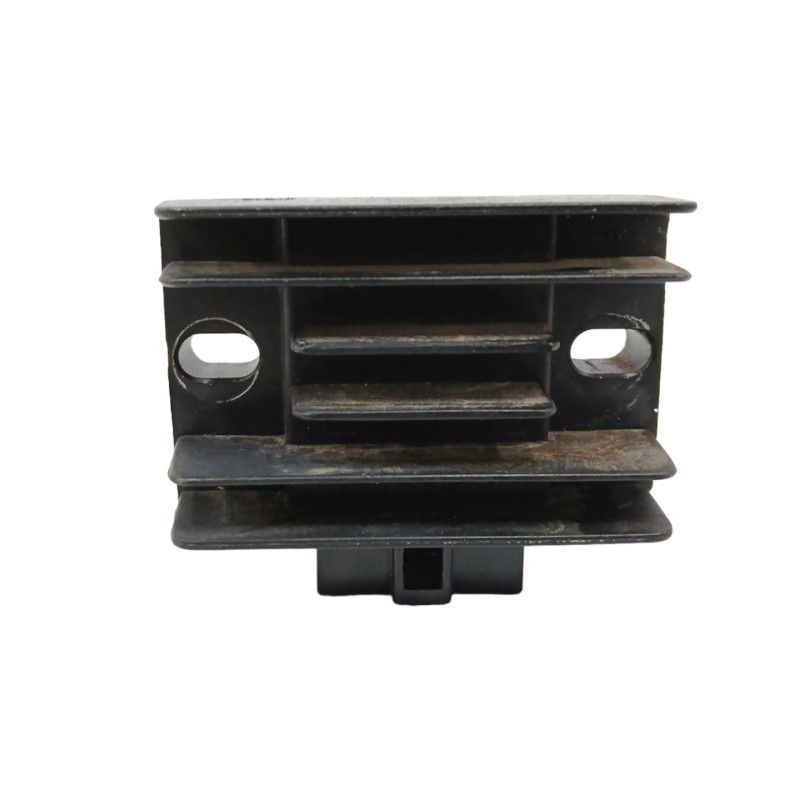 Recambio de regulador de corriente para benelli bn 125 bn 125 referencia OEM IAM 299064010000  