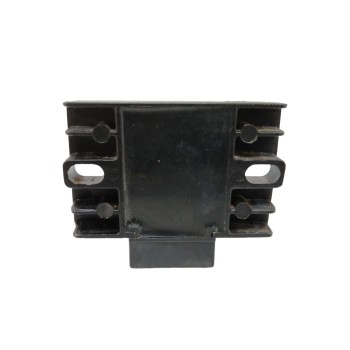 Recambio de regulador de corriente para benelli bn 125 bn 125 referencia OEM IAM 299064010000  