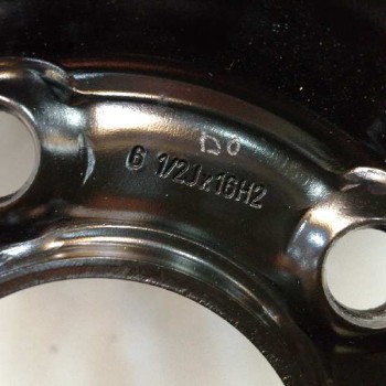 Recambio de neumatico repuesto para peugeot 407 sw 1.6 hdi referencia OEM IAM 5401N9 6,5JX16H2 ET44 
