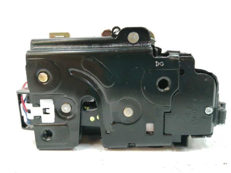 Recambio de cerradura puerta trasera izquierda para volkswagen bora berlina (1j2) referencia OEM IAM 3B4839015  
