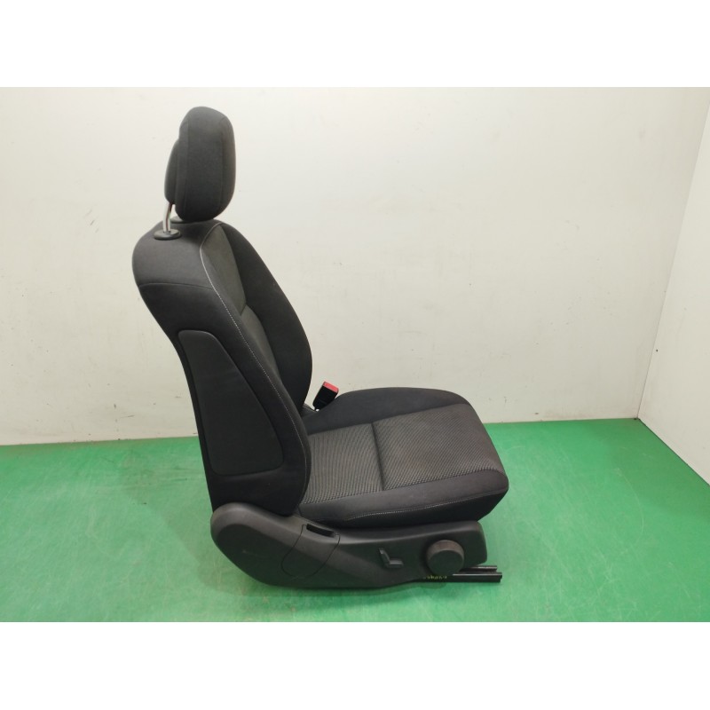 ASIENTO DELANTERO DERECHO