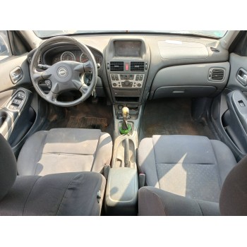 nissan almera ii hatchback (n16) del año 2004