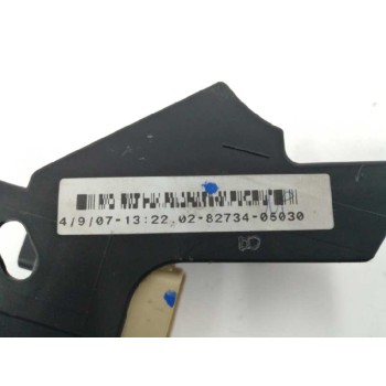 Recambio de caja reles / fusibles para toyota corolla verso (r1) 1.8 16v cat referencia OEM IAM 8273405030  