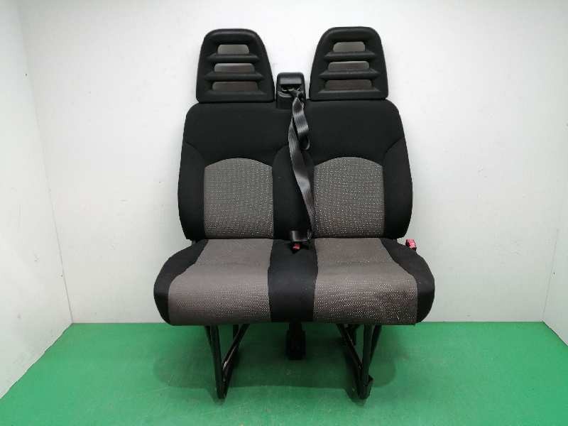 Recambio de asiento delantero derecho para iveco daily ka 2.3 diesel cat referencia OEM IAM DOBLE Recambio de asiento delantero derecho para iveco daily ka 2.3 diesel cat referencia OEM IAM DOBLE
