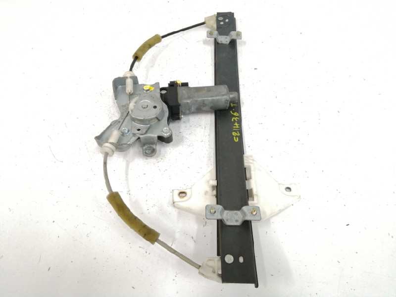 Recambio de elevalunas trasero derecho para ssangyong rodius xdi deluxe 4wd referencia OEM IAM Recambio de elevalunas trasero derecho para ssangyong rodius xdi deluxe 4wd referencia OEM IAM
