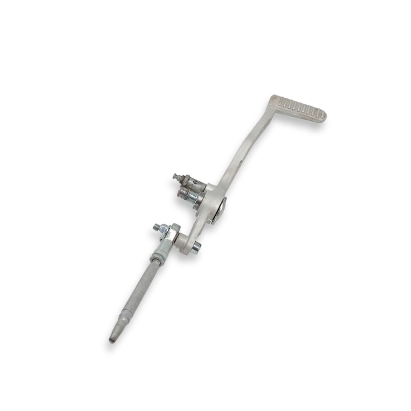PEDAL FRENO TRASERO