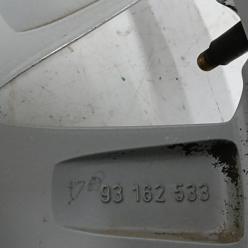 Recambio de llanta para opel tigra twin top 1.4 16v referencia OEM IAM 93162533 6JX16H2 ET41 4H 4X100