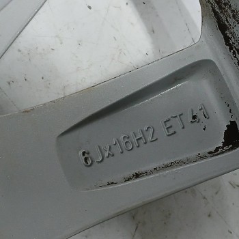 Recambio de llanta para opel tigra twin top 1.4 16v referencia OEM IAM 93162533 6JX16H2 ET41 4H 4X100