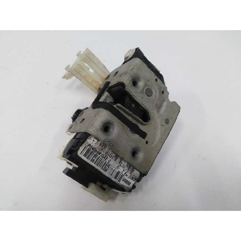 Recambio de cerradura puerta trasera izquierda para jeep compass 2.4 16v cat referencia OEM IAM P04589415AE  