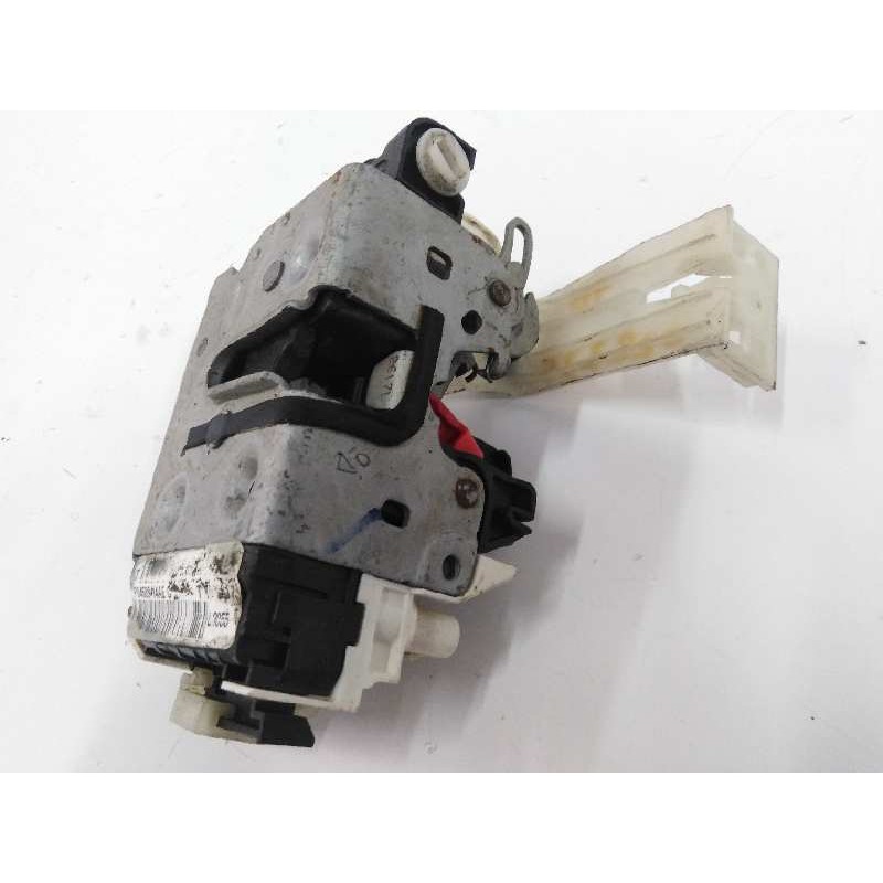 Recambio de cerradura puerta trasera derecha para jeep compass 2.4 16v cat referencia OEM IAM P04589414AE  