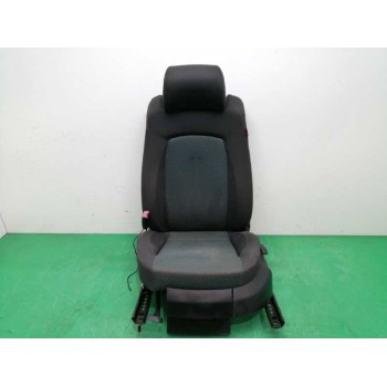 ASIENTO DELANTERO IZQUIERDO 