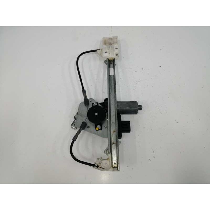 Recambio de elevalunas delantero izquierdo para ford focus berlina (cak) 1.8 tdci cat referencia OEM IAM FUNDA 0130821903 CARIBE