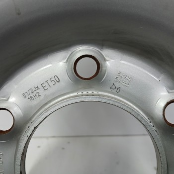 Recambio de llanta para hyundai h350 kasten 2.5 crdi cat referencia OEM IAM 5291059100 6,5JX16H2 ET50 6H 6X140
