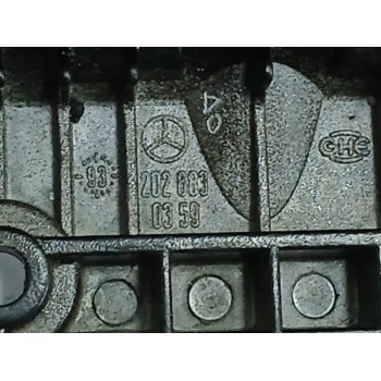 Recambio de apoyabrazos central para mercedes-benz clase c (w202) berlina 1.8 16v cat referencia OEM IAM 2026830359  