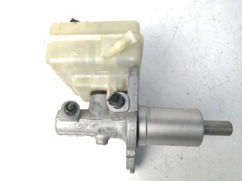 Recambio de bomba freno para bmw serie 5 berlina (e60) 3.0 turbodiesel cat referencia OEM IAM TRW Recambio de bomba freno para bmw serie 5 berlina (e60) 3.0 turbodiesel cat referencia OEM IAM TRW