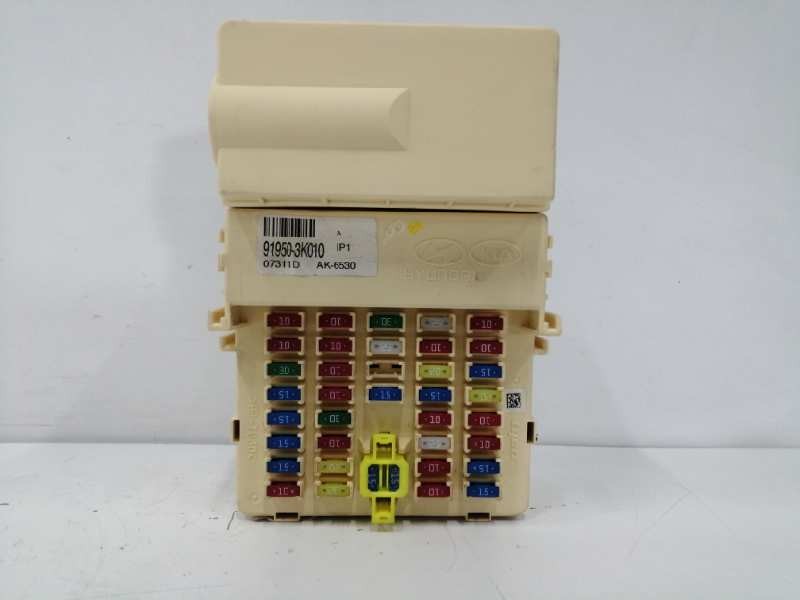 Recambio de caja reles / fusibles para hyundai sonata (nf) 2.0 crdi cat referencia OEM IAM 919503K010  