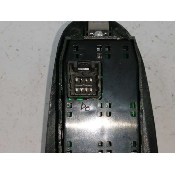 Recambio de mando elevalunas delantero izquierdo para hyundai elantra (xd) 2.0 crdi gls full (5-ptas.) referencia OEM IAM 935702