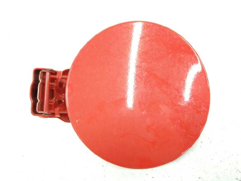 Recambio de tapa exterior combustible para hyundai i10 1.0 cat referencia OEM IAM 31038M6000  