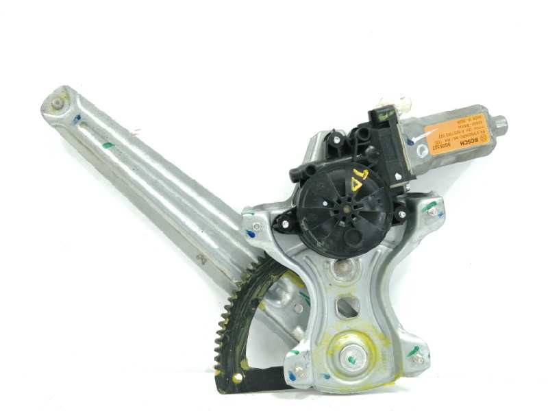 Recambio de elevalunas trasero derecho para hyundai i10 1.0 cat referencia OEM IAM 83460B4000 F00S1W2027 