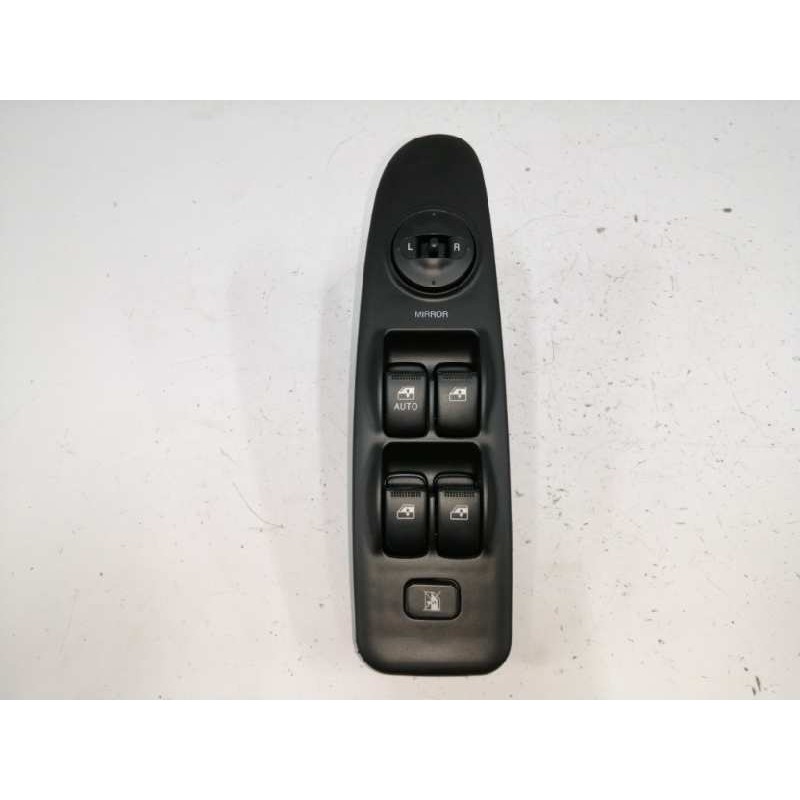 Recambio de mando elevalunas delantero izquierdo para hyundai elantra (xd) 2.0 crdi gls full (5-ptas.) referencia OEM IAM 935702