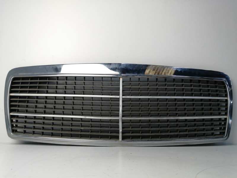 Recambio de rejilla delantera para mercedes-benz clase e (w210) berlina diesel 300 turbodiesel (210.025) referencia OEM IAM 2108