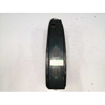 Recambio de mando elevalunas delantero izquierdo para hyundai elantra (xd) 2.0 crdi gls full (5-ptas.) referencia OEM IAM 935702