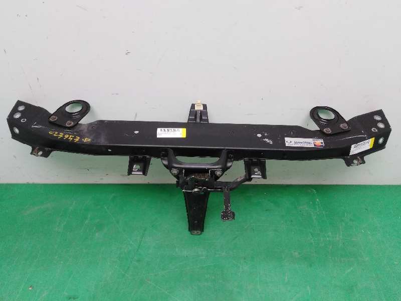 Recambio de travesaño superior para ssangyong actyon 2.0 td cat referencia OEM IAM Recambio de travesaño superior para ssangyong actyon 2.0 td cat referencia OEM IAM