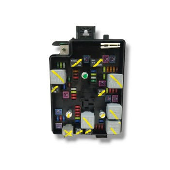 Recambio de caja reles / fusibles para chevrolet aveo berlina hatchback 1.4 cat referencia OEM IAM 95092982  