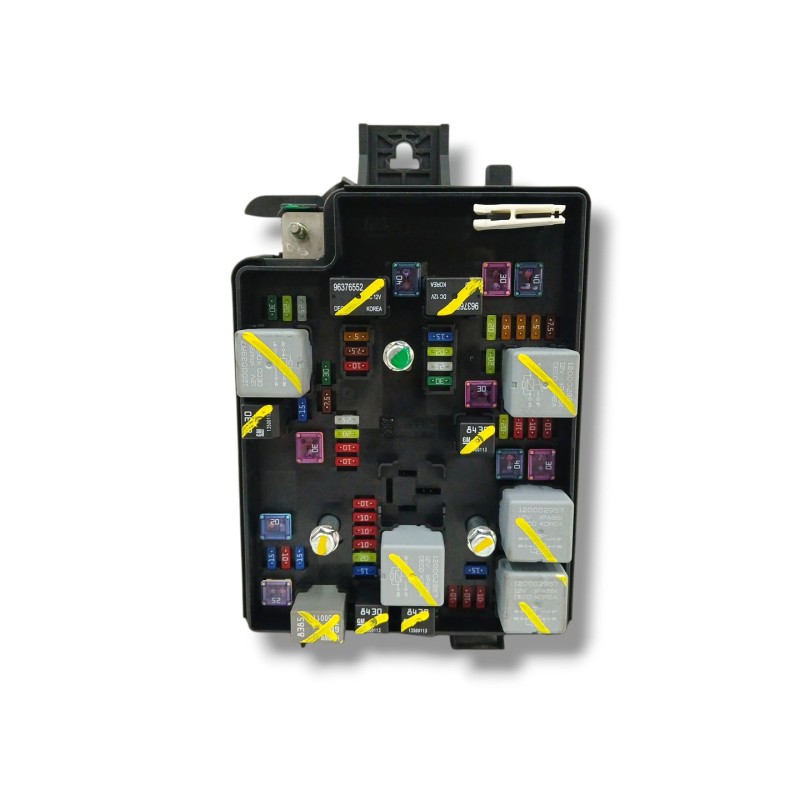 Recambio de caja reles / fusibles para chevrolet aveo berlina hatchback 1.4 cat referencia OEM IAM 95092982  