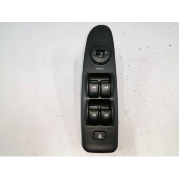 Recambio de mando elevalunas delantero izquierdo para hyundai elantra (xd) 2.0 crdi gls full (5-ptas.) referencia OEM IAM 935702