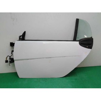 PUERTA DELANTERA IZQUIERDA A4517220109CA8L A4517210101 