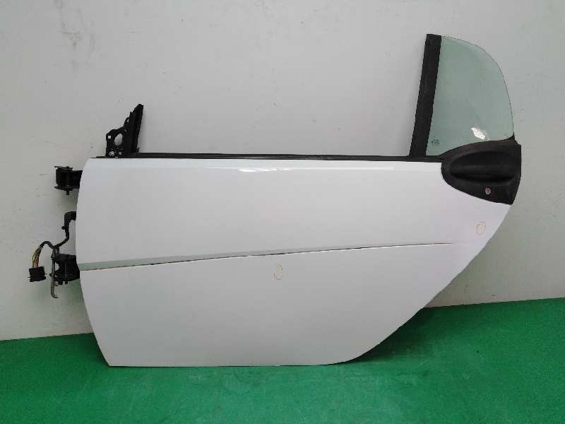 Recambio de puerta delantera izquierda para smart coupe fortwo coupe (52kw) referencia OEM IAM A4517220109CA8L A4517210101 