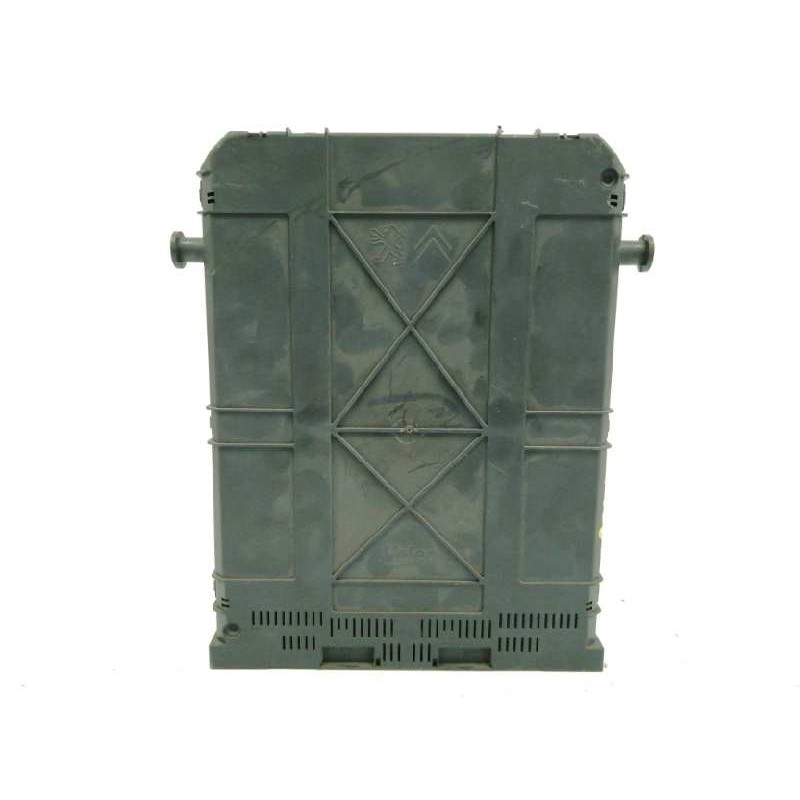 CAJA RELES / FUSIBLES