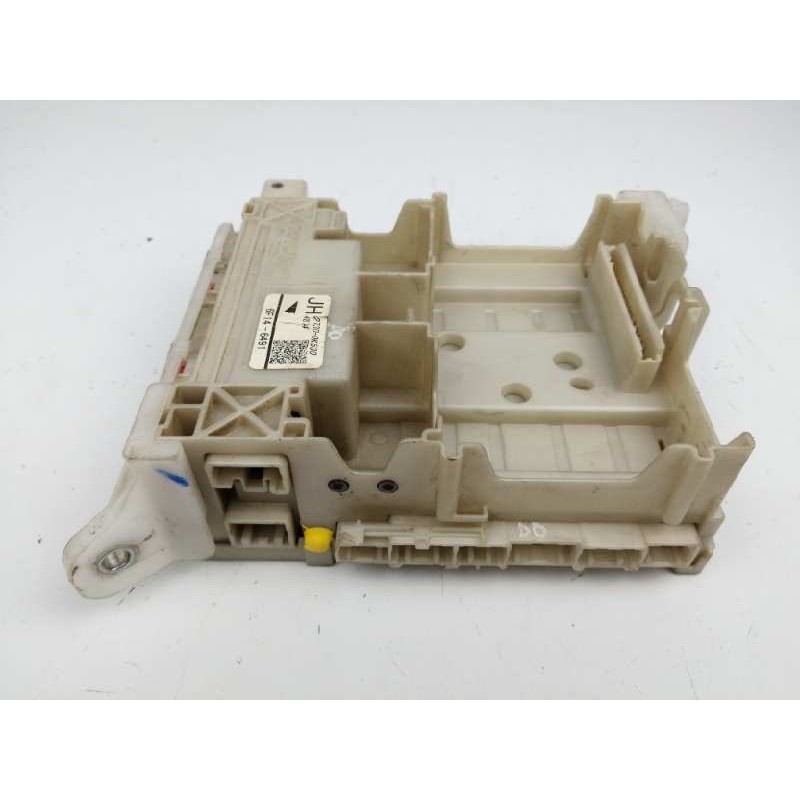 CAJA RELES / FUSIBLES