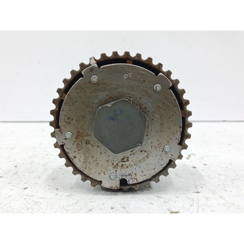 Recambio de polea arbol levas para citroën c4 berlina 1.4 16v referencia OEM IAM 9645053480  