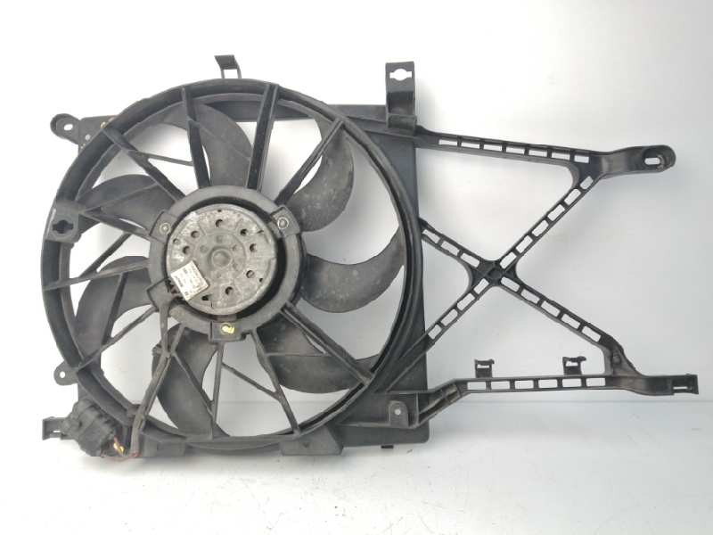 Recambio de electroventilador para opel astra gtc 1.8 16v referencia OEM IAM 13205947 13205941 13147276
